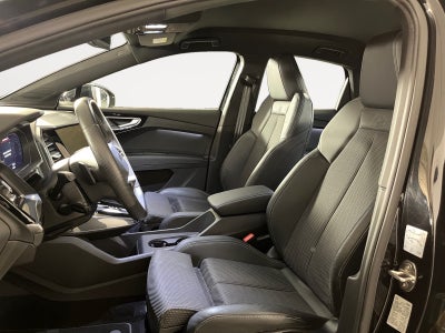 Audi Q4 e-tron S-line Sportback quattro