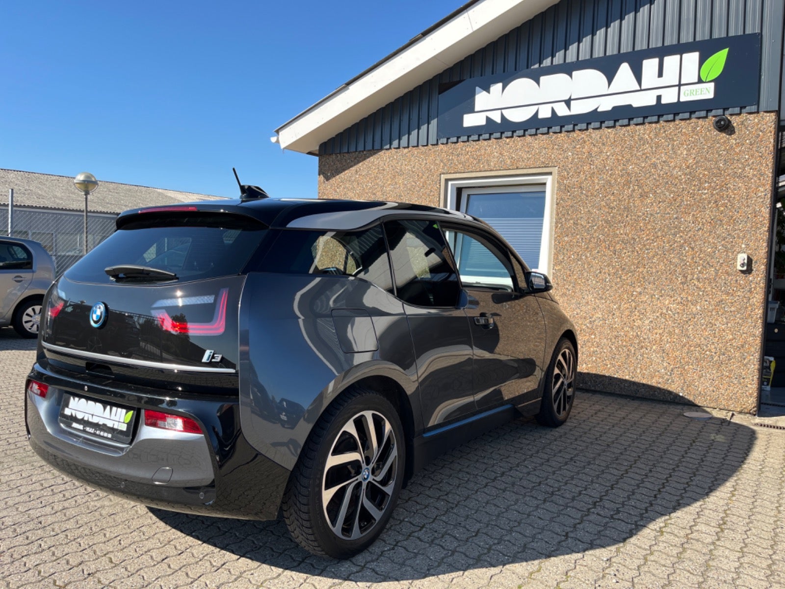 BMW i3  Charged Plus 5d - 7