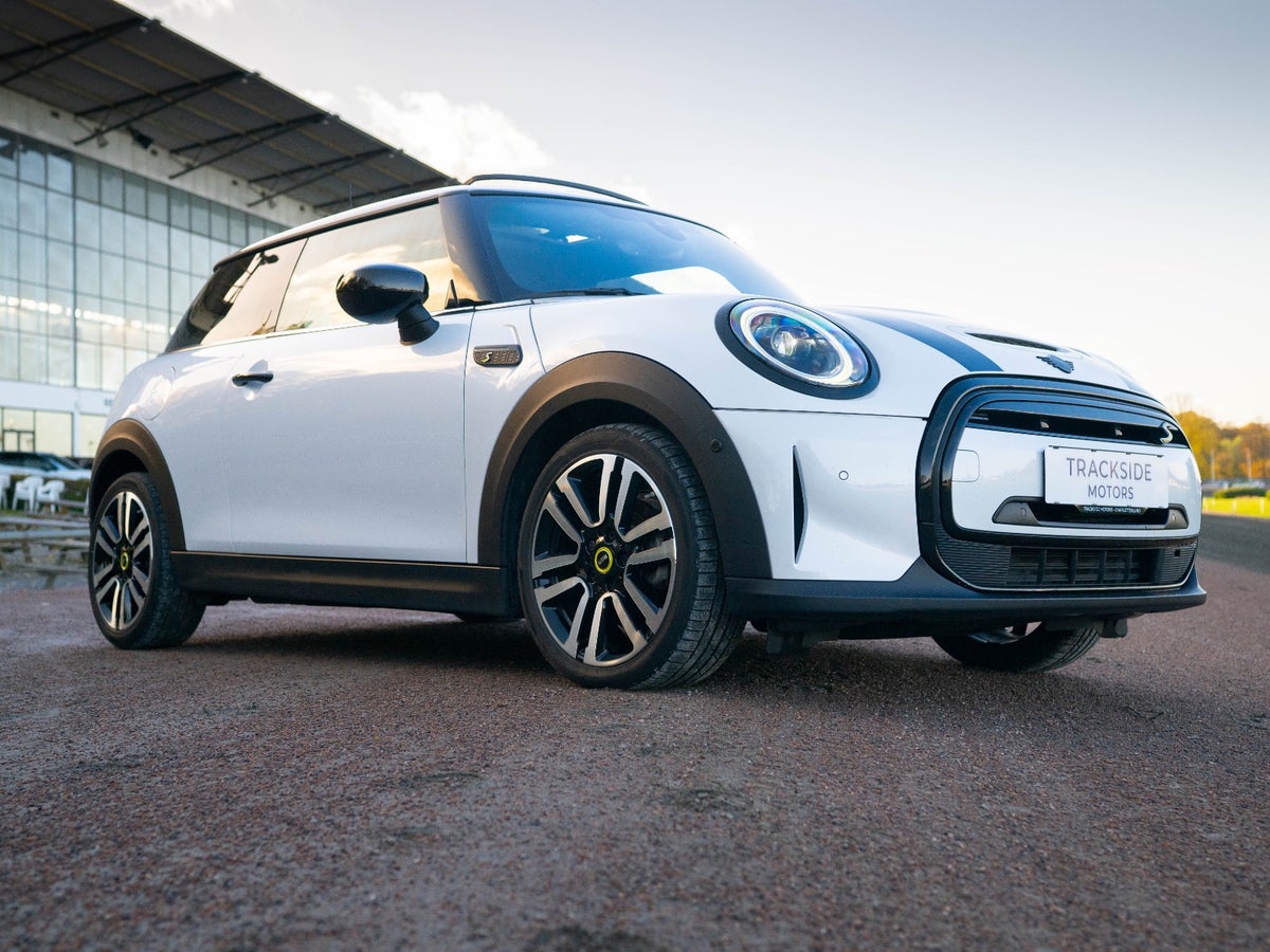 2023 MINI Cooper SE