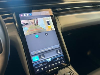 Ford Explorer Select Extended Range