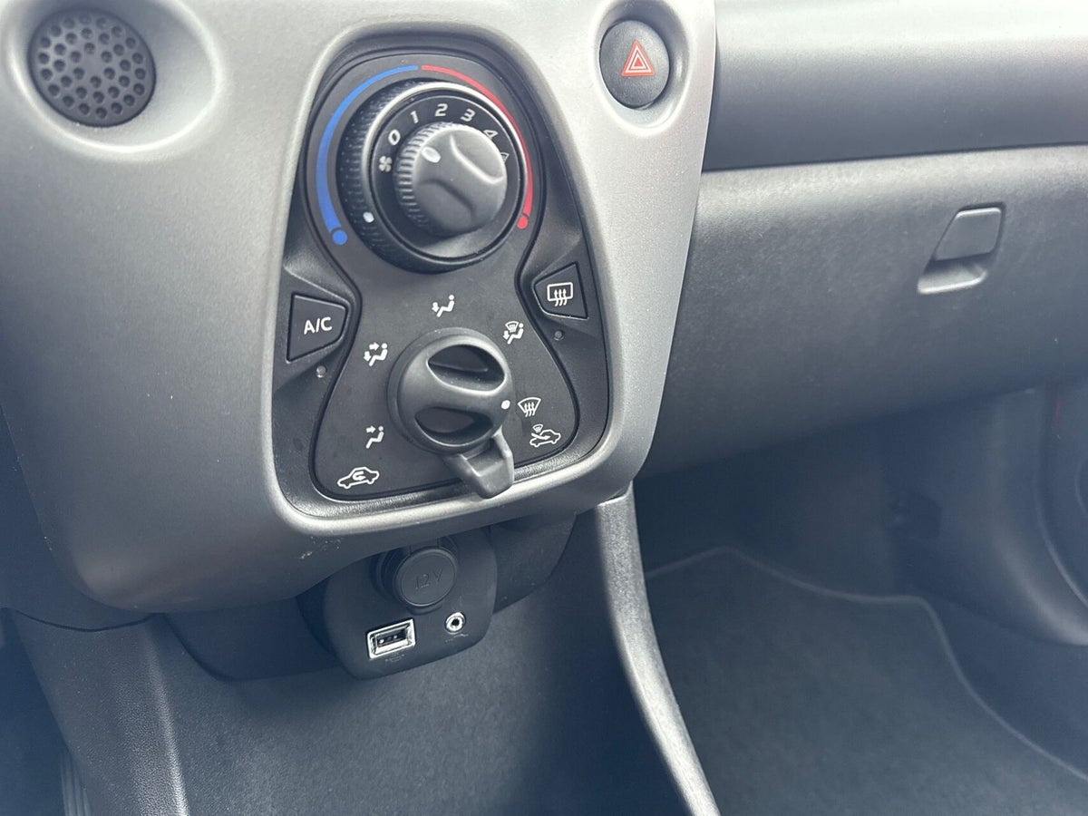 Toyota Aygo VVT-i x billede 15