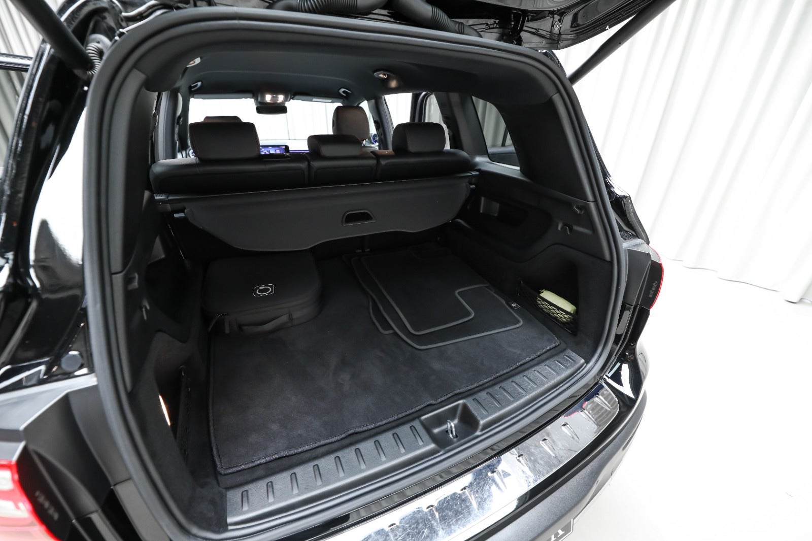 Mercedes-Benz EQB 250+