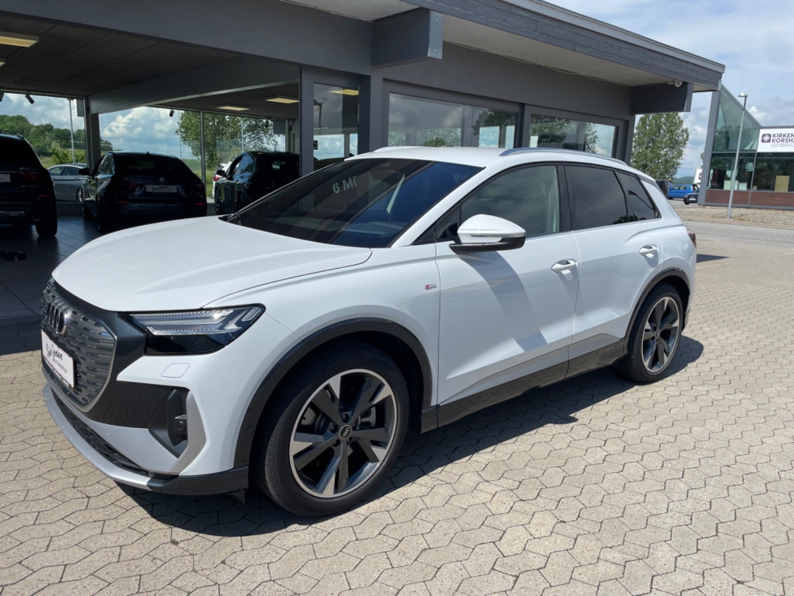 Audi Q4 e-tron 2023