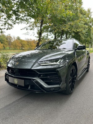 Lamborghini Urus 4,0  5d