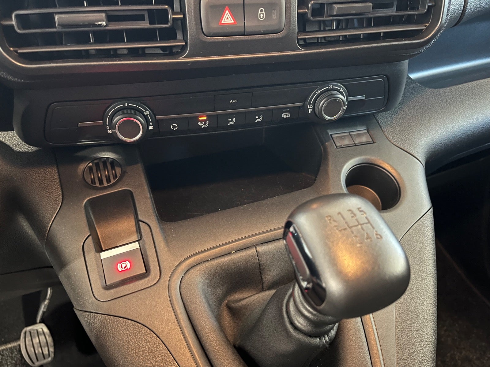 Opel Combo D 102 Enjoy+ L1V1