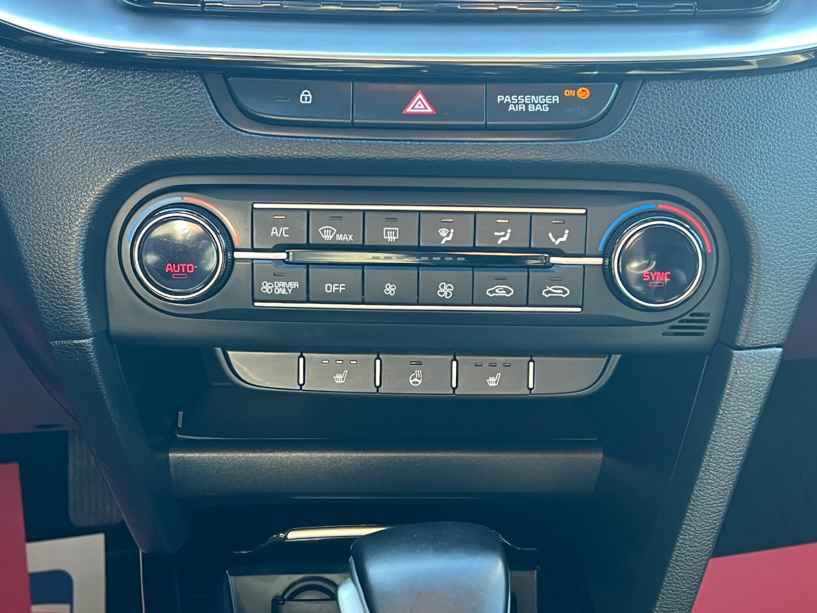 Kia Ceed PHEV Prestige SW DCT