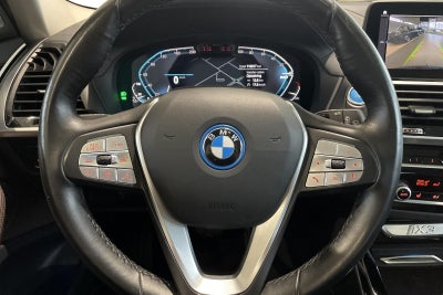 BMW iX3 Charged Plus