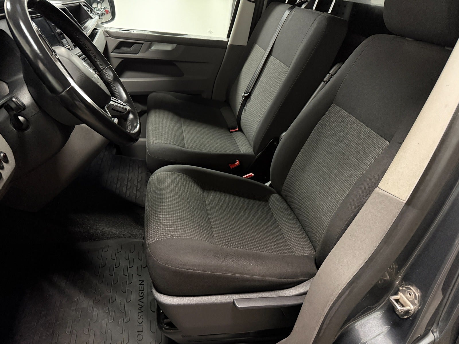 VW Transporter TDi 199 Kassevogn DSG 4Motion lang