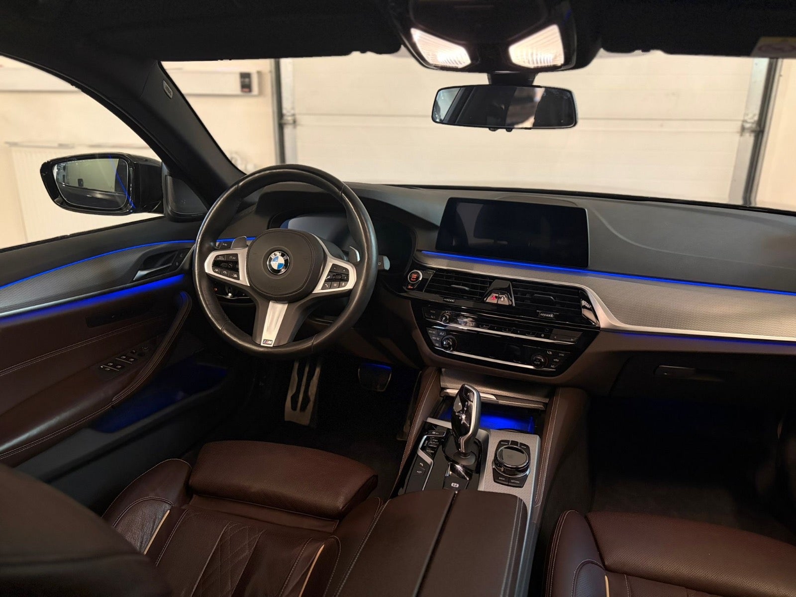 BMW – 540i