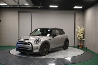 MINI Cooper SE  Classic 3d