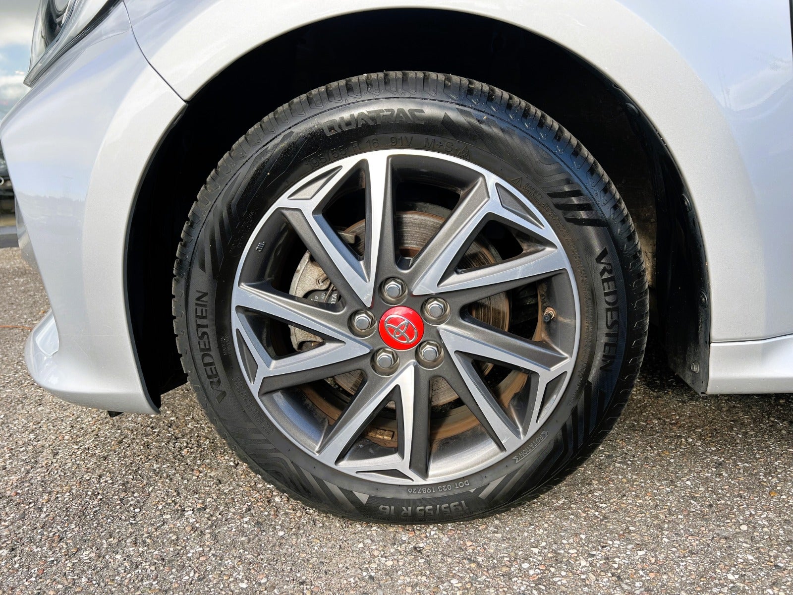 Billede af Toyota Yaris 1,5 Hybrid H3 Smart Design e-CVT