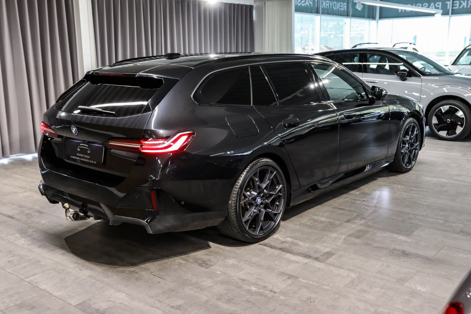 Billede af BMW i5  eDrive40 Touring Fully Charged