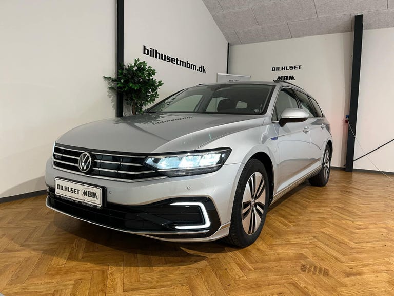 VW Passat GTE Variant DSG