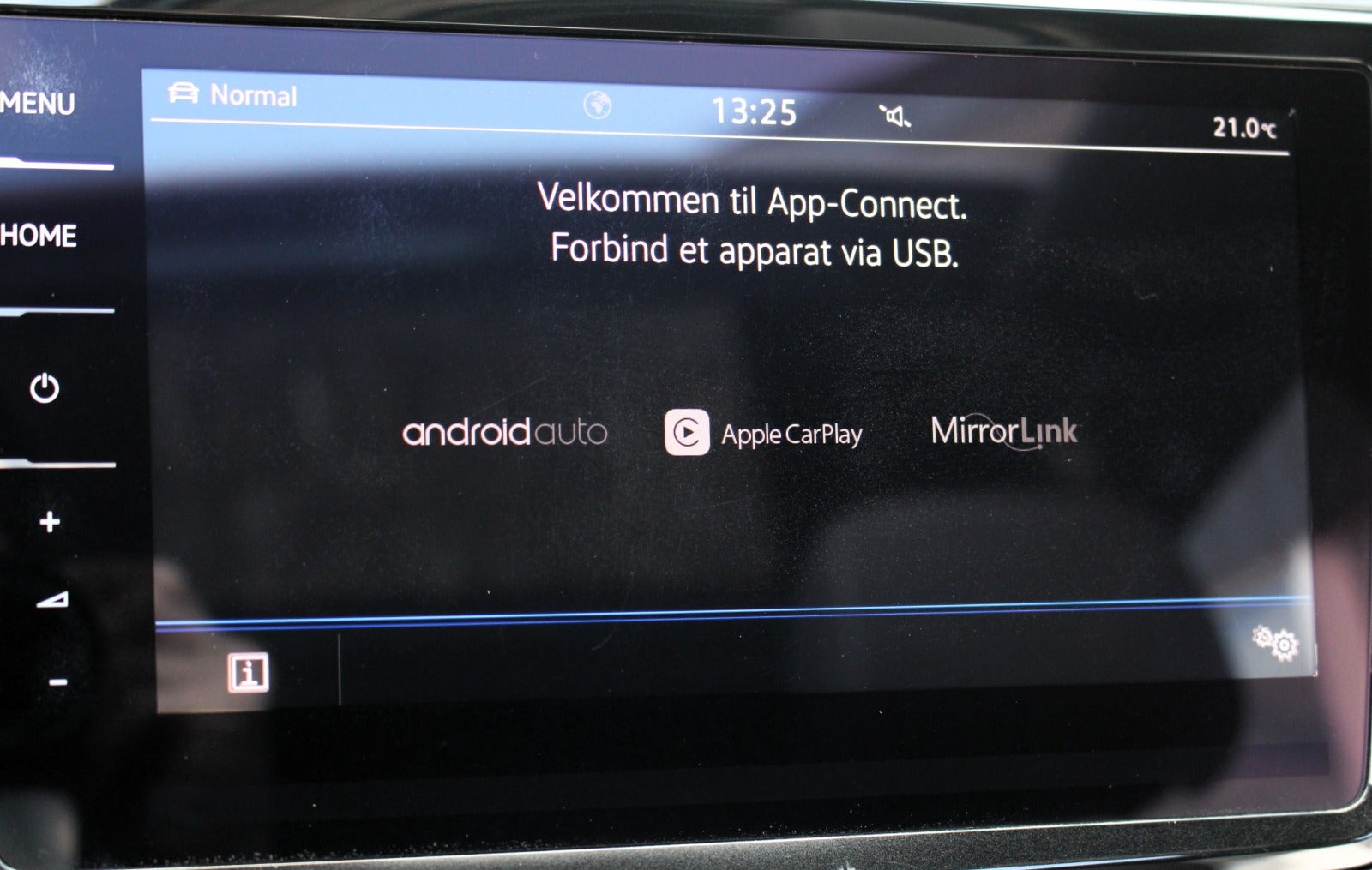 VW Touran TDi 190 R-line DSG Van