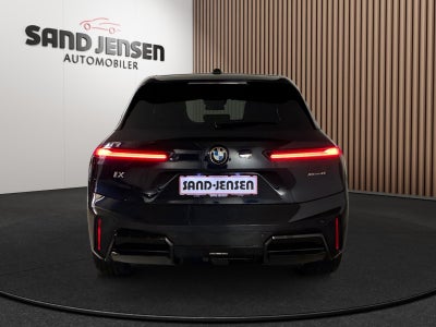 BMW iX xDrive45 M-Sport
