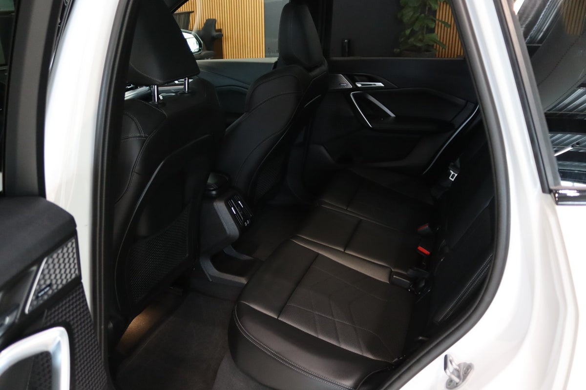 BMW iX1 xDrive30 Fully Charged M-Sport billede 6