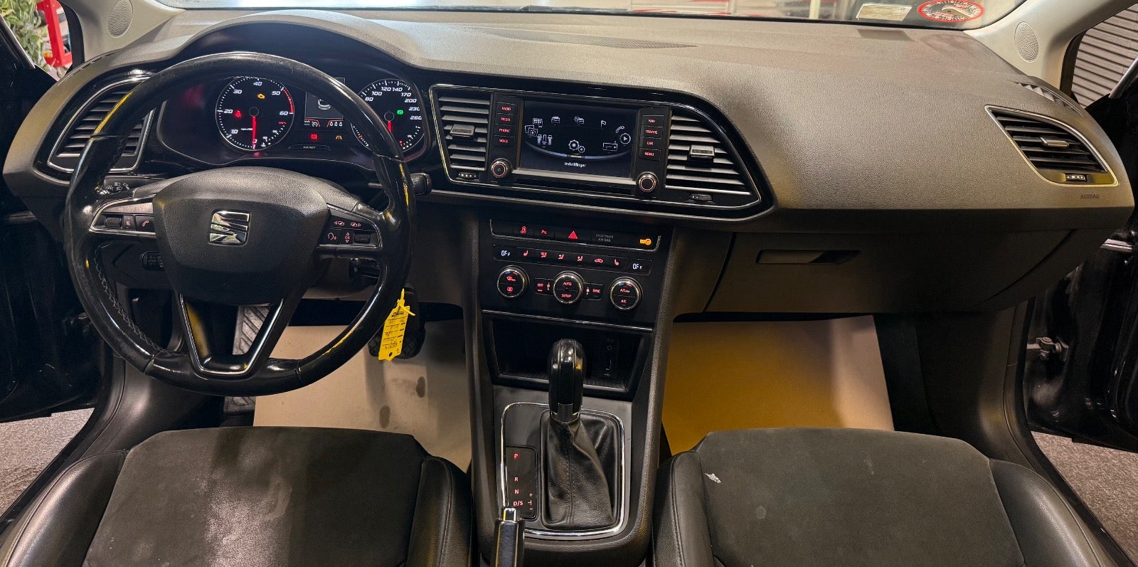 Billede af Seat Leon 1,6 TDi 110 Style ST DSG