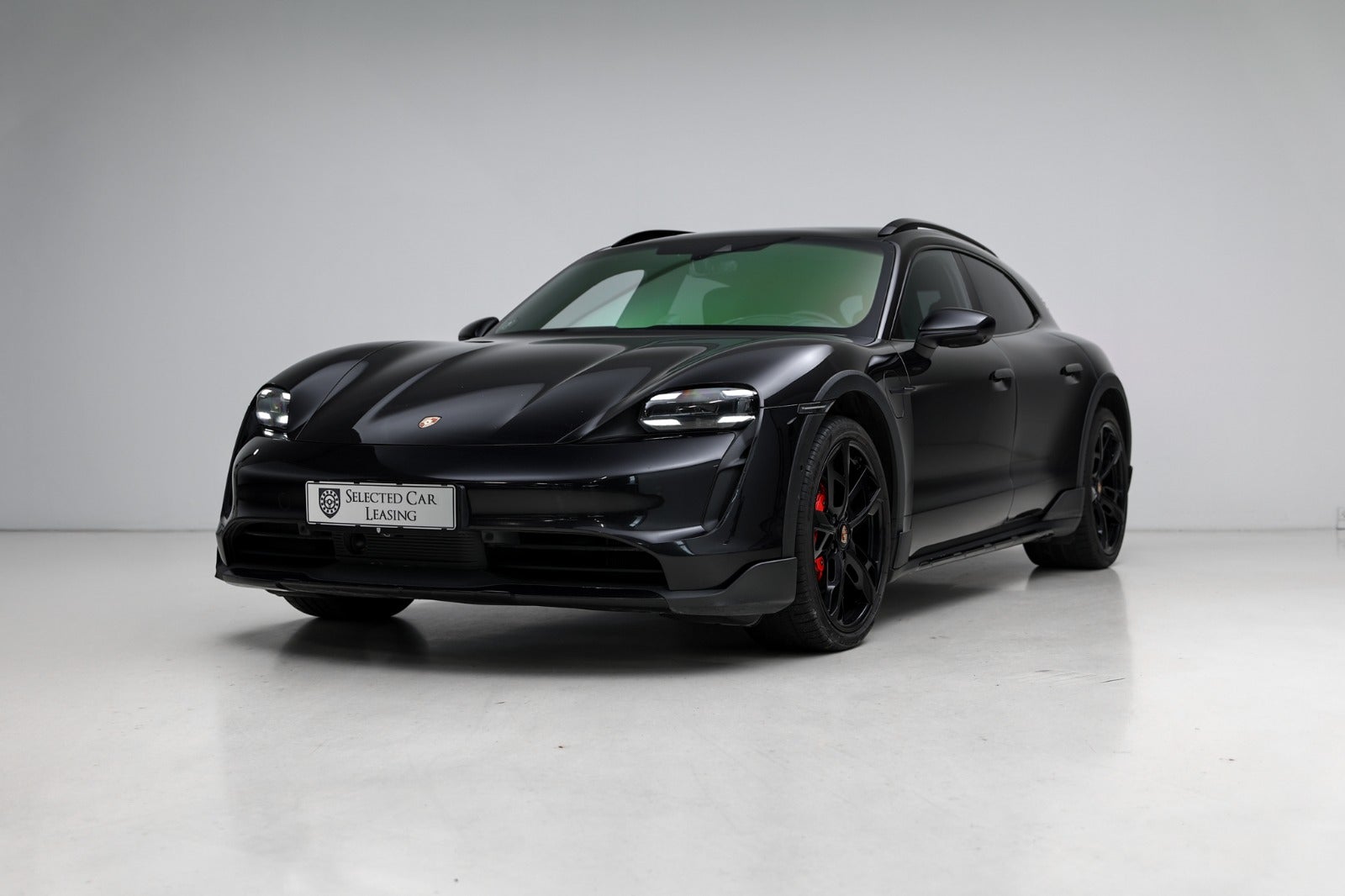 Porsche Taycan 4S Performance+ Cross Turismo