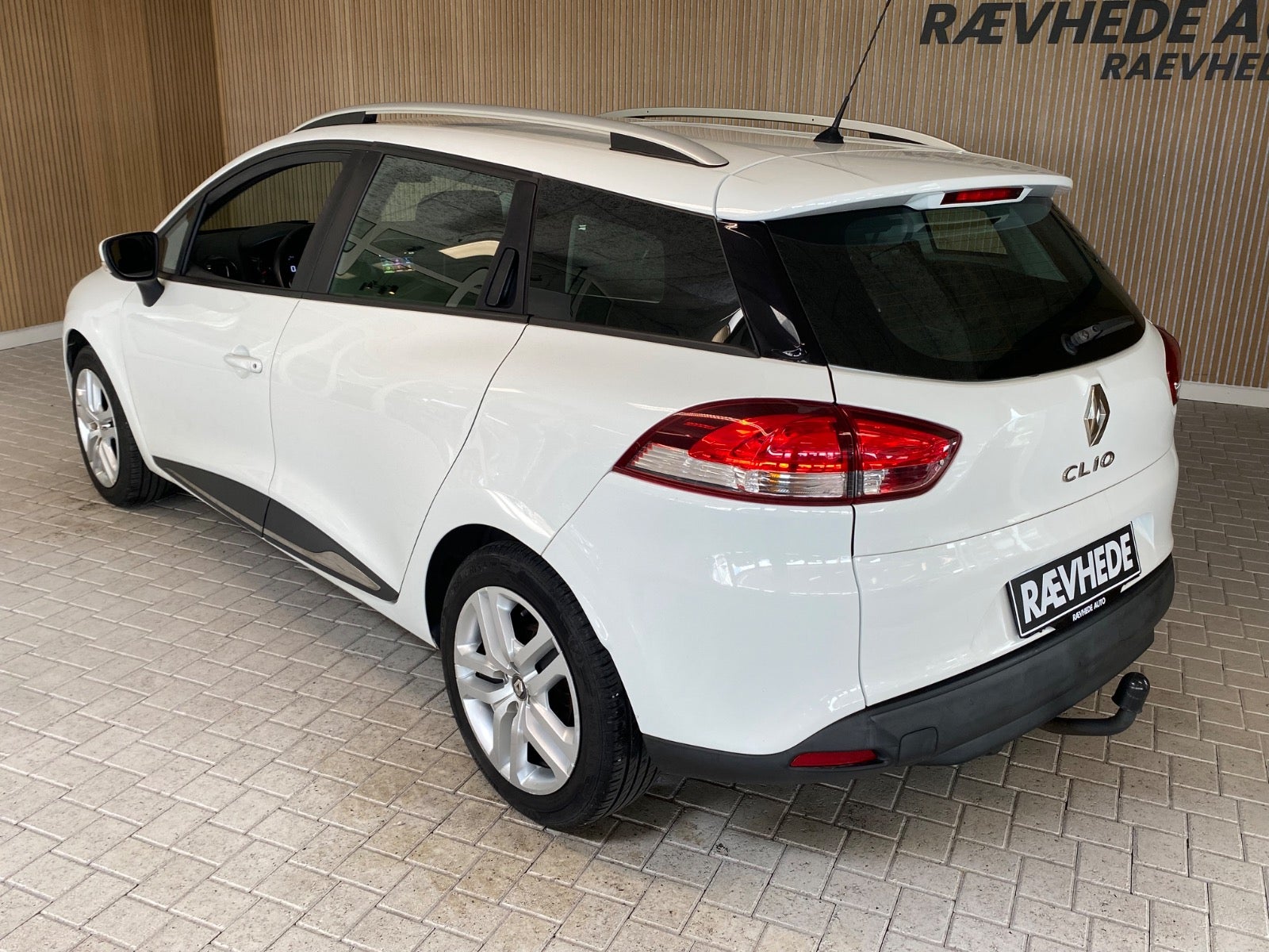 Renault Clio IV TCe 90 Zen Sport Tourer – 3