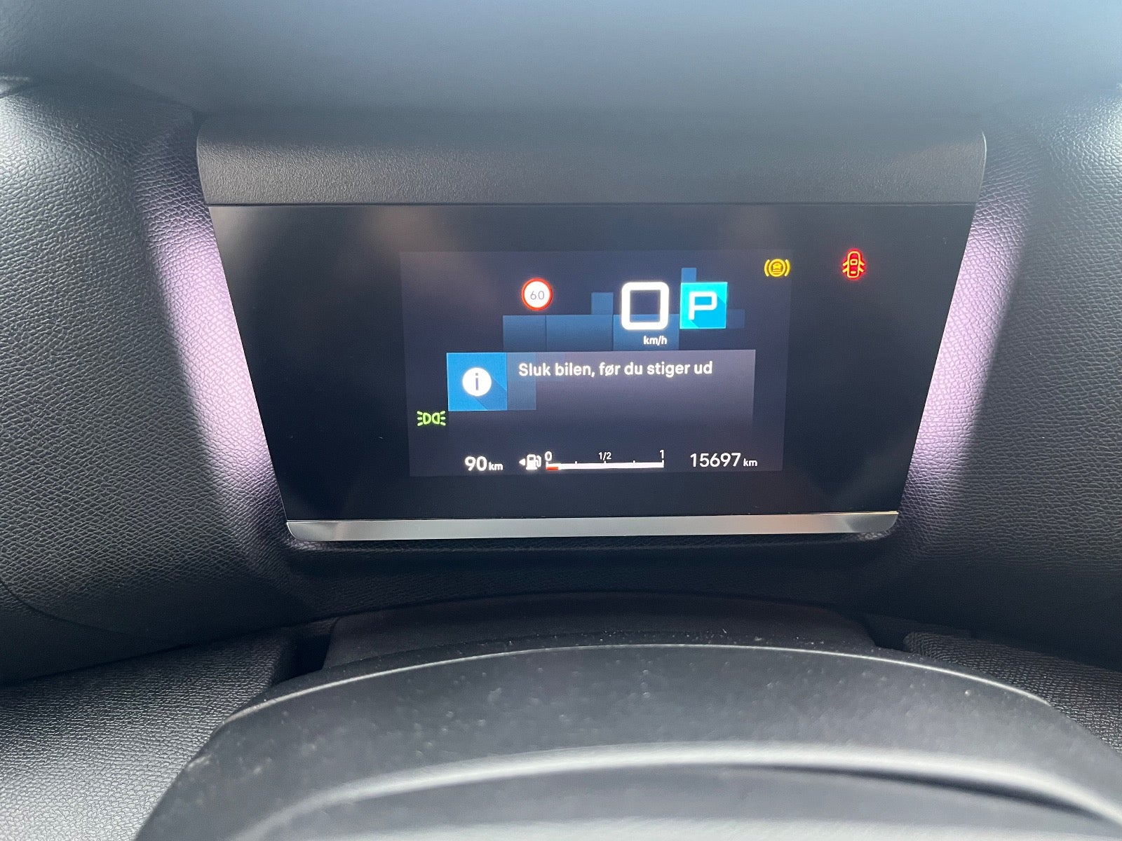 Billede af Citroën C4 X 1,2 PureTech 130 Chevron Sport EAT8