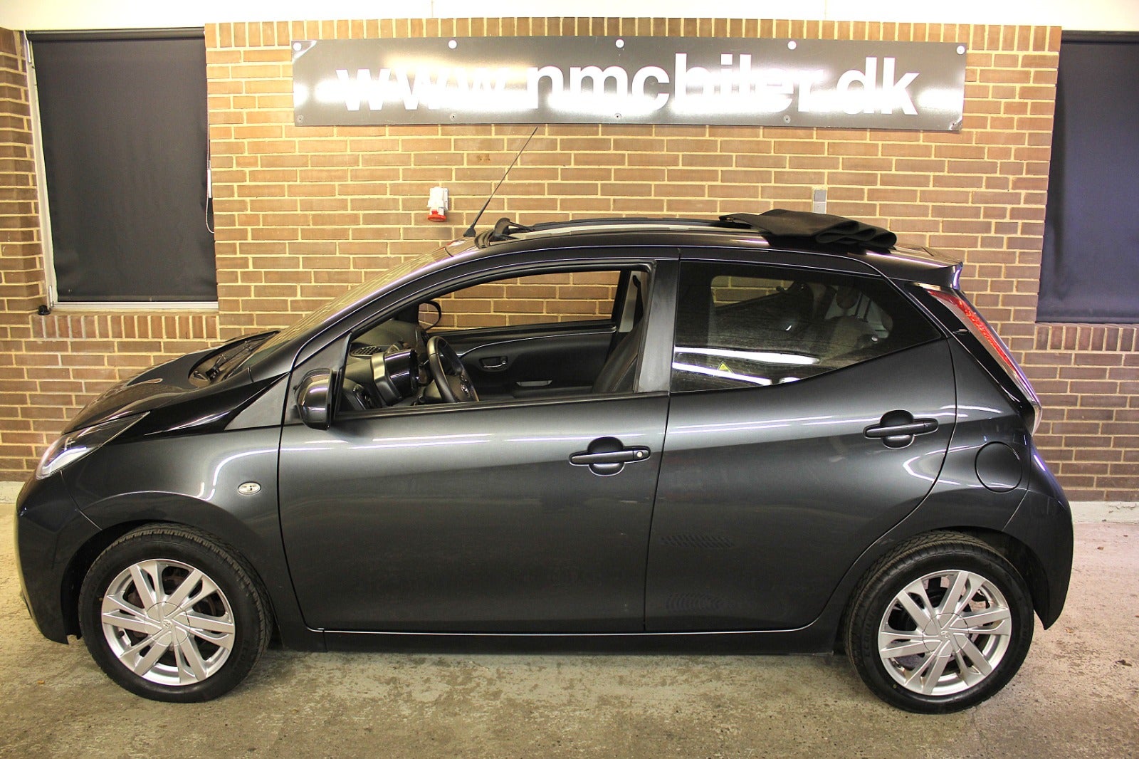 Toyota Aygo VVT-i x-wave Sky