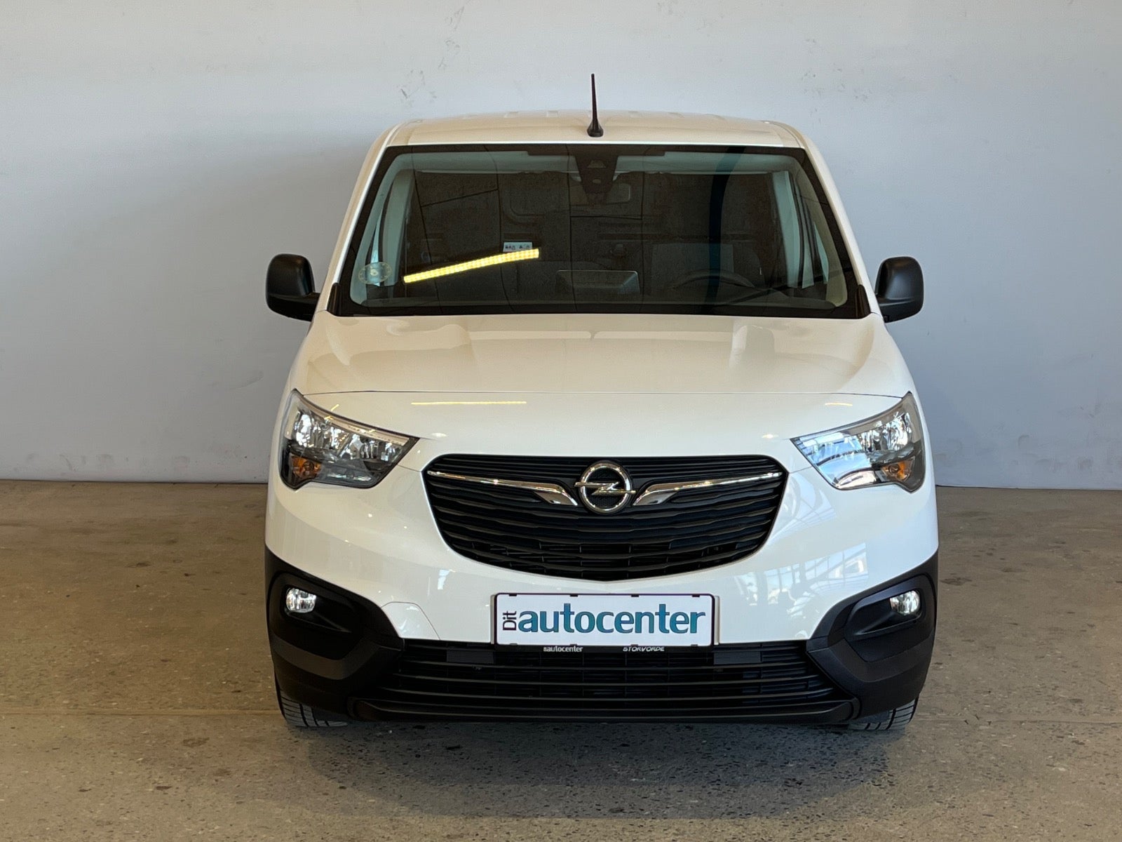 Opel Combo D 102 Enjoy+ L1V1