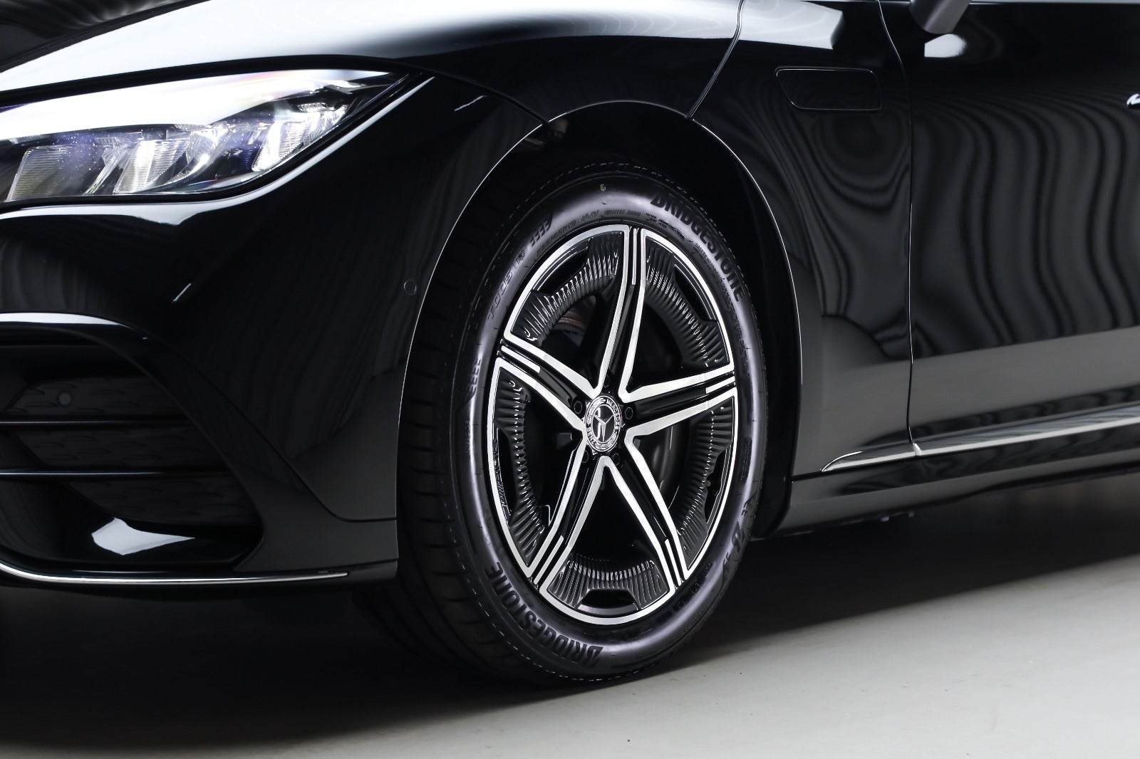 Mercedes-Benz EQE 350+