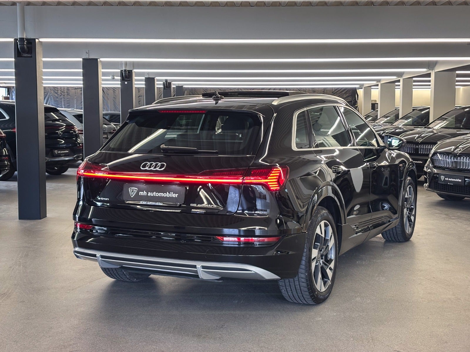 Billede af Audi e-tron 55 S-line quattro
