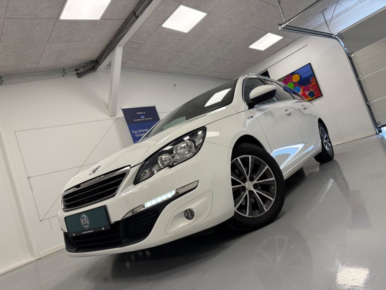 Peugeot 308 BlueHDi 120 Style Sky SW