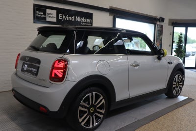 MINI Cooper SE Camden Edition