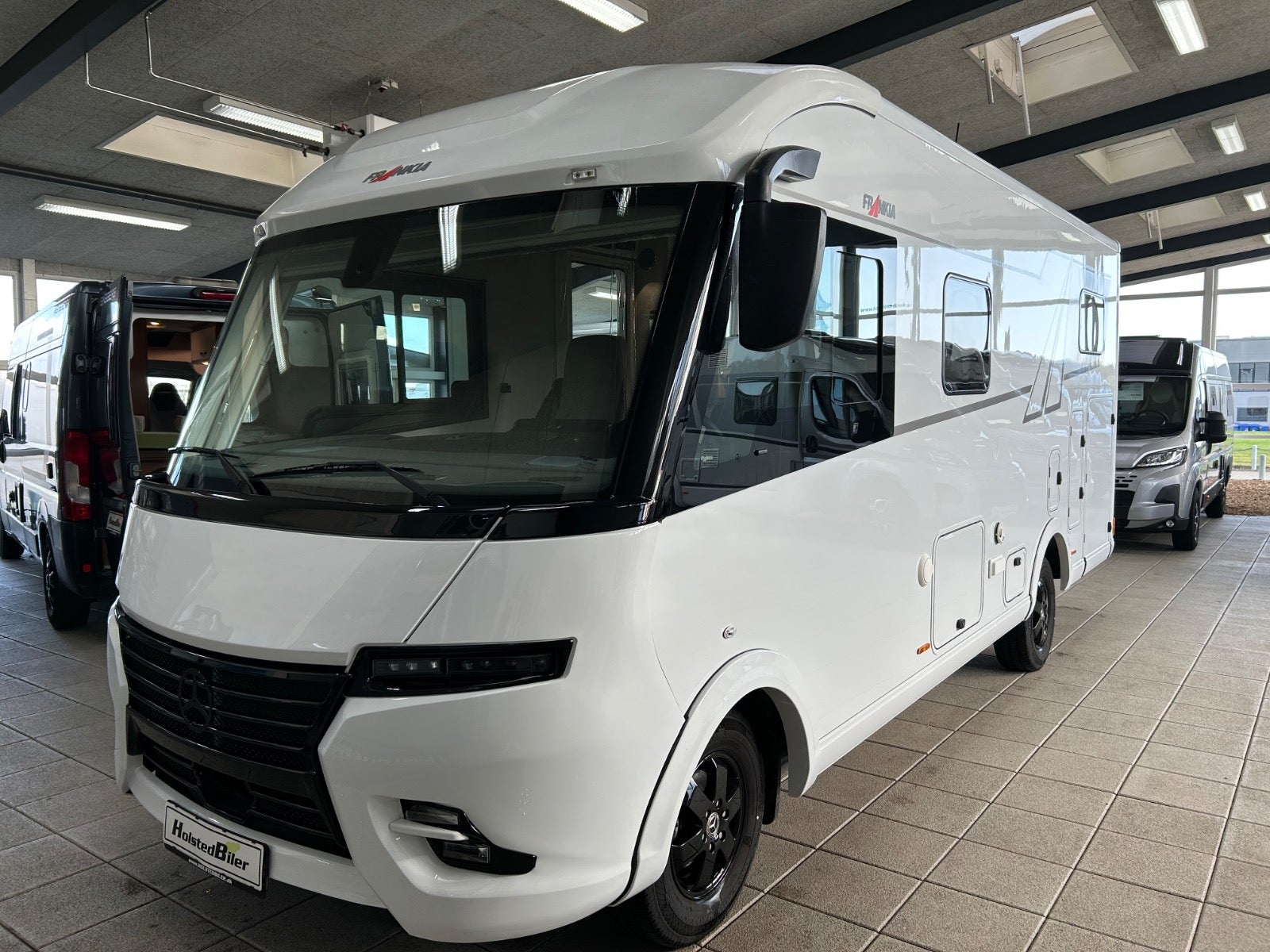 Mercedes Frankia, Billede 2