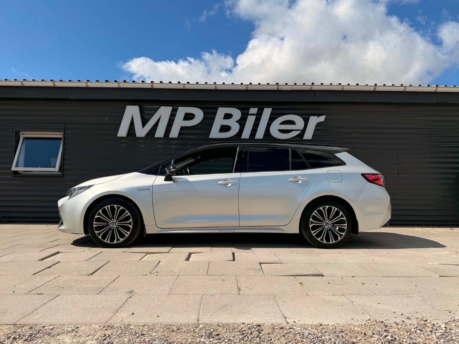 Billede af Toyota Corolla 2,0 Hybrid H3 Premium Touring Sports MDS