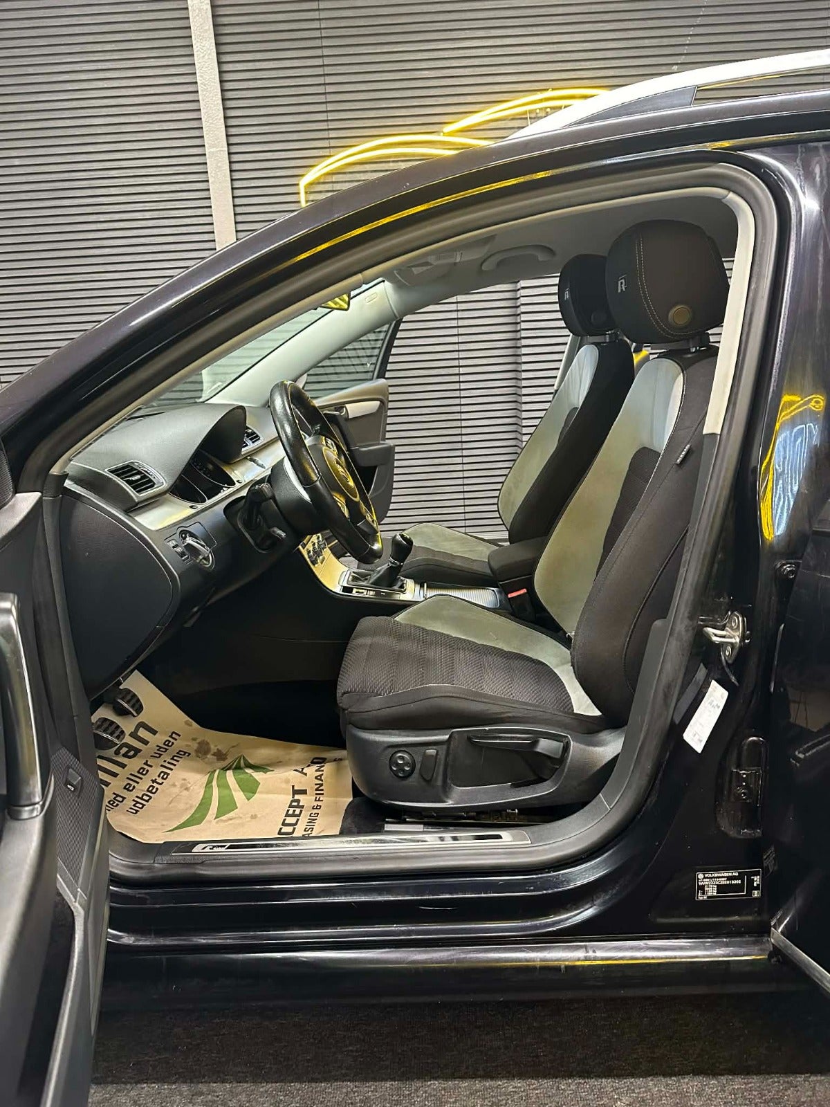 Billede af VW Passat 2,0 TDi 177 R-line Variant BMT