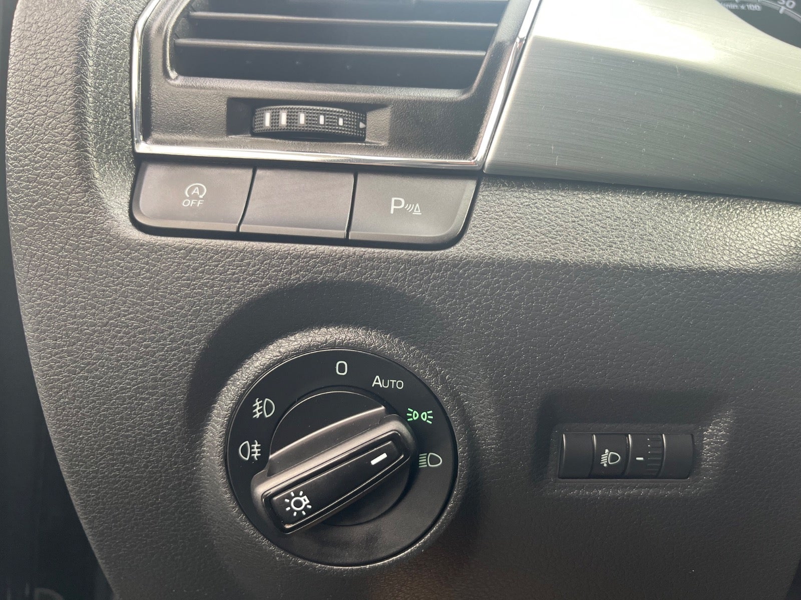 Billede af Skoda Fabia 1,0 TSi 95 Ambition Combi DSG