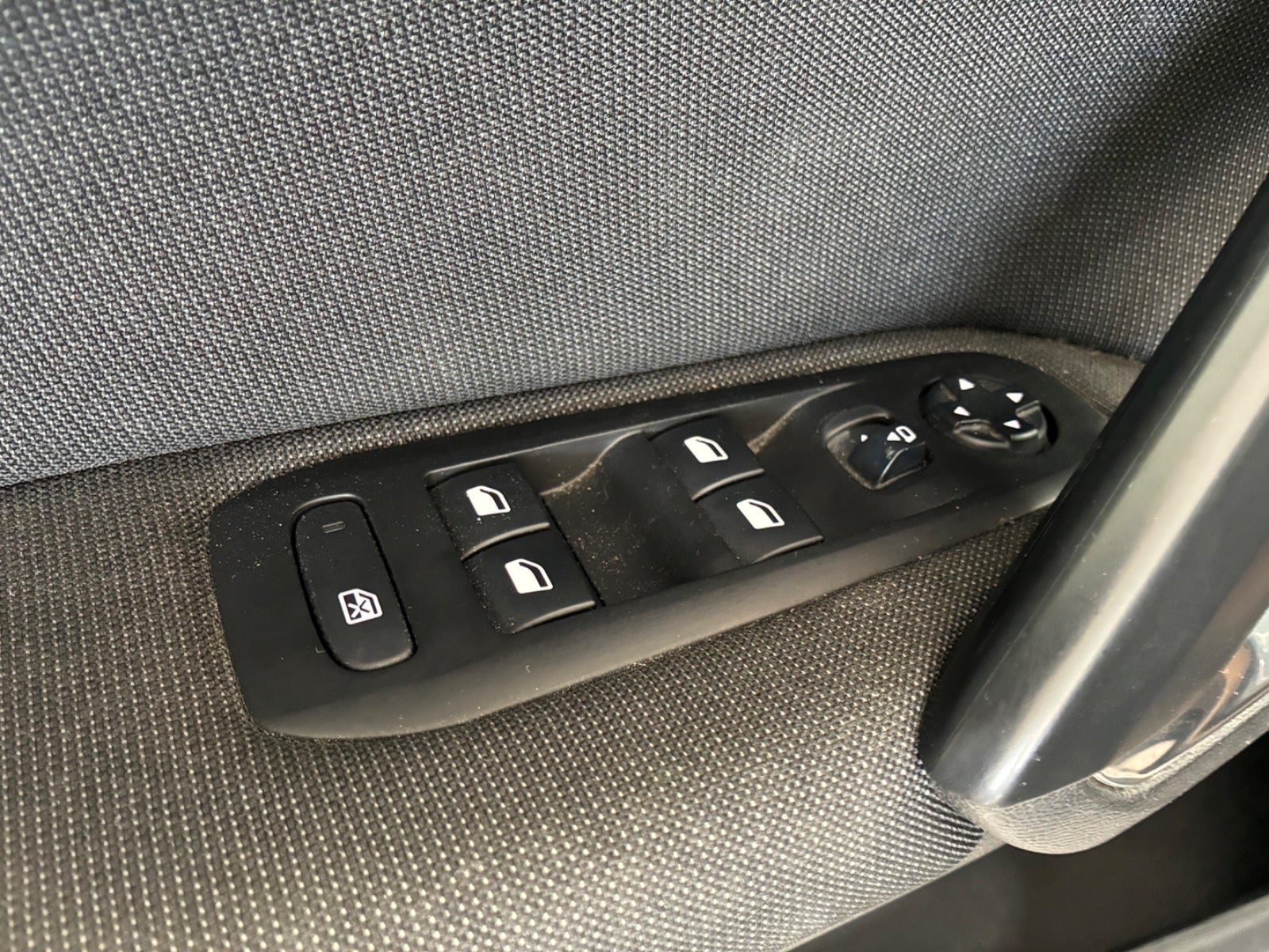 Billede af Peugeot 308 1,2 e-THP 130 Allure Sky SW EAT6