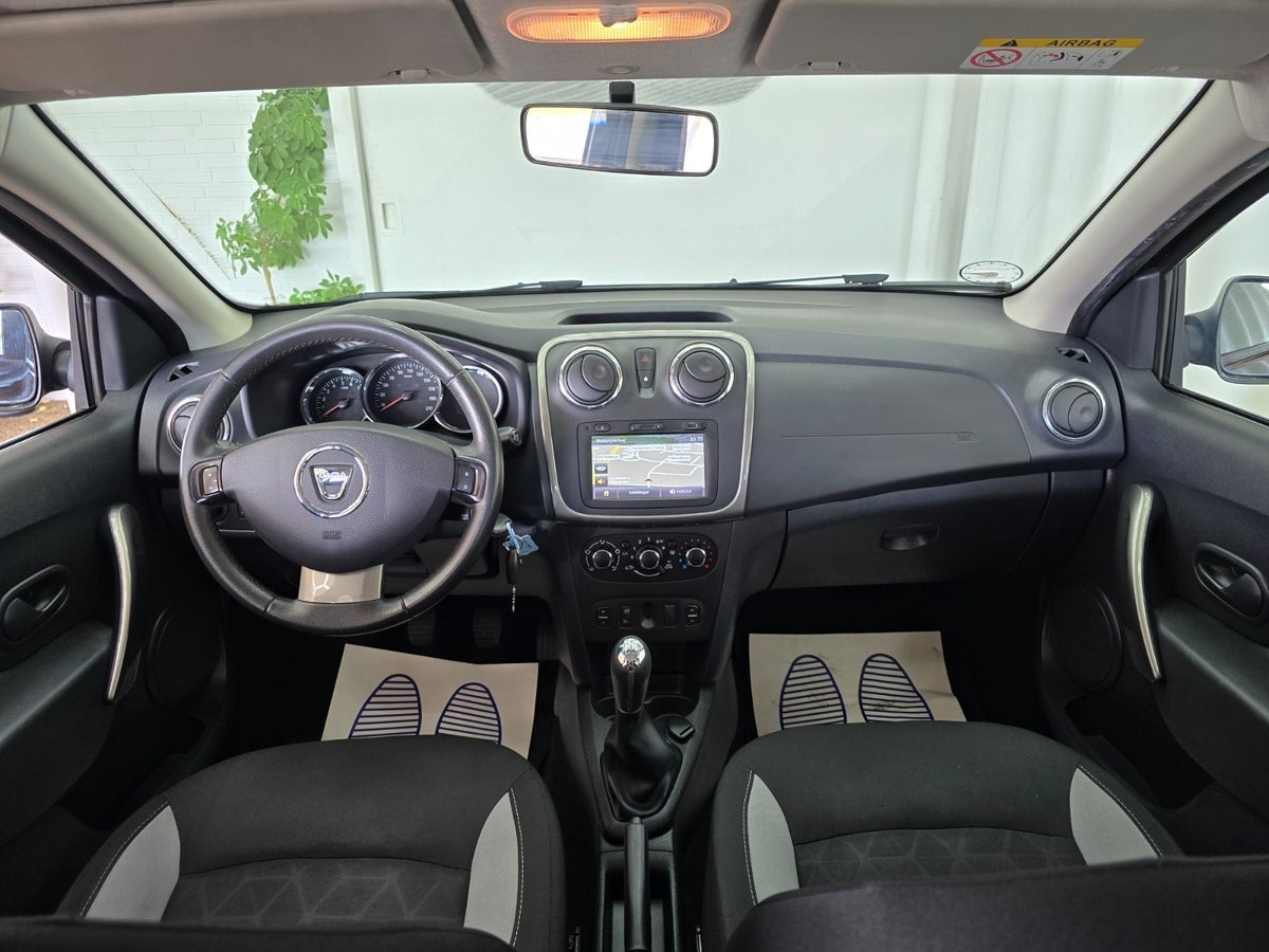 Dacia Sandero Stepway 2015