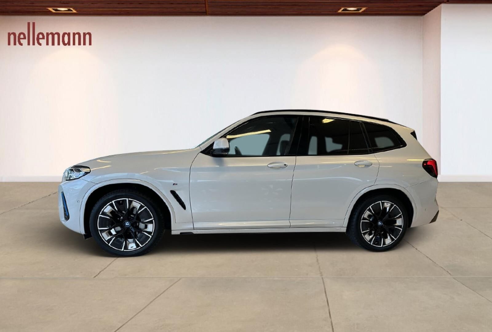 BMW iX3 Charged Plus M-Sport