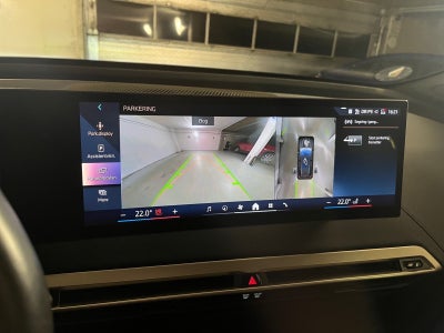 BMW iX xDrive40 Supercharged