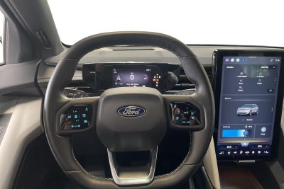Ford Explorer Premium Extended Range