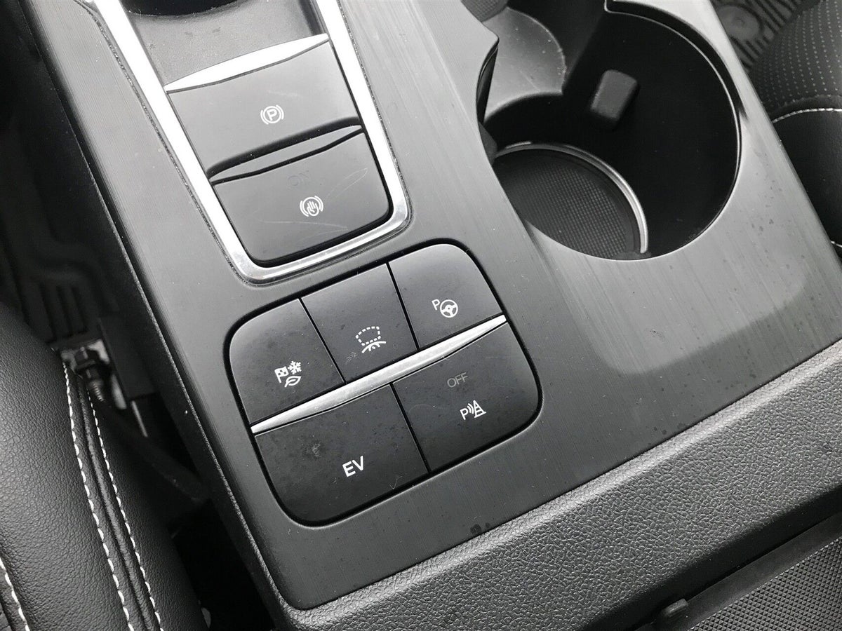 Ford Kuga PHEV Vignale CVT billede 17