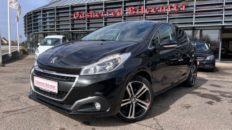 Peugeot 208 VTi 82 Selection Sky