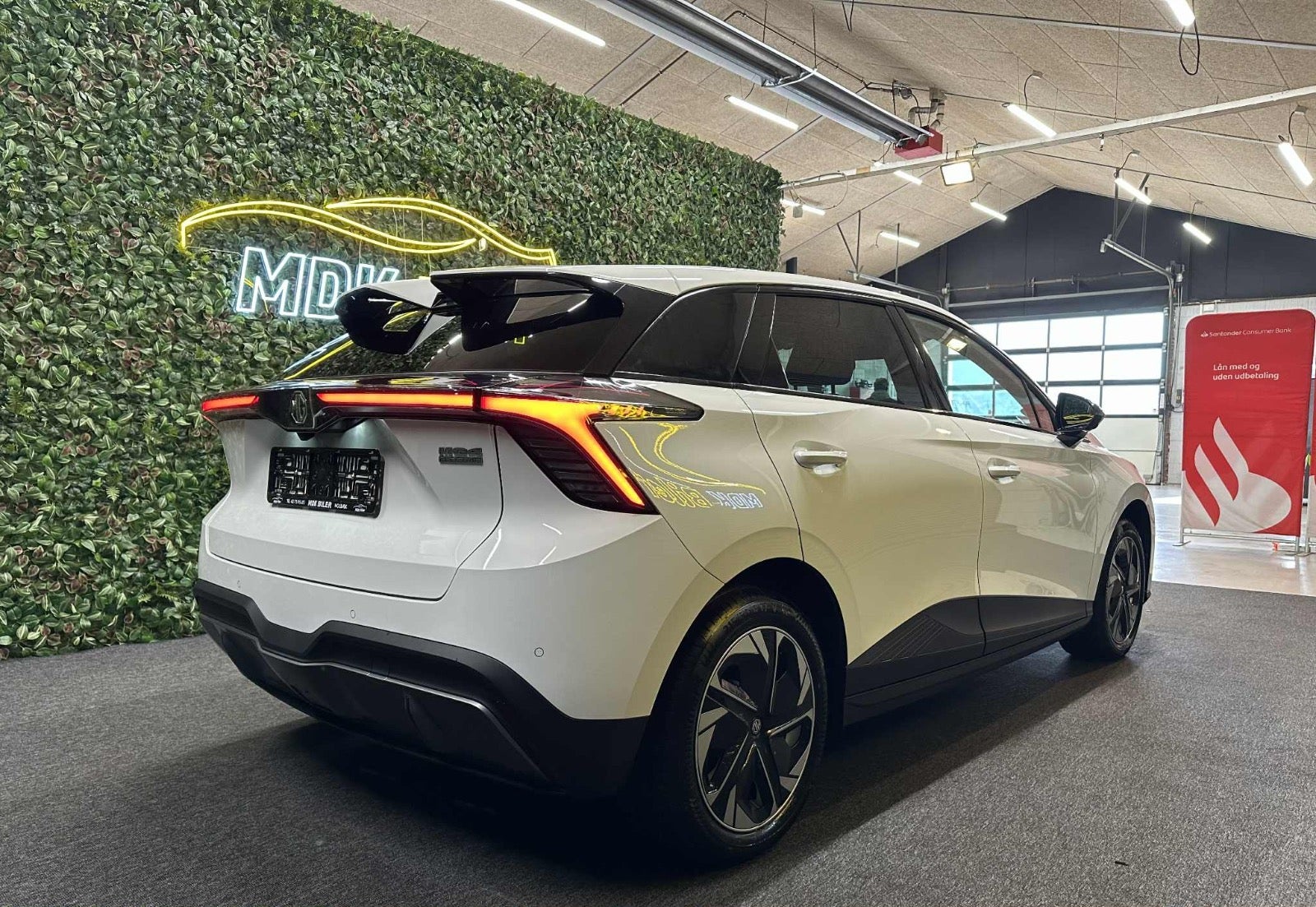 Billede af MG 4 64 Luxury