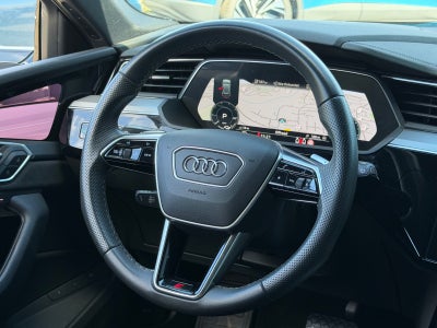 Audi e-tron S-line quattro