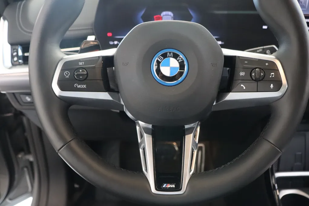 BMW iX1 xDrive30 M-Sport