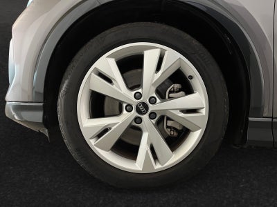 Audi Q4 e-tron S-line Sportback quattro