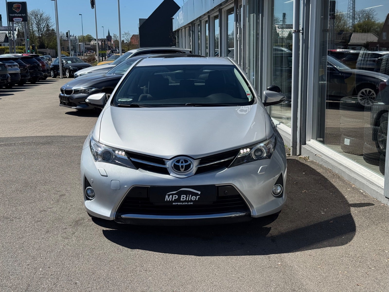 Billede af Toyota Auris 2,0 D-4D T2