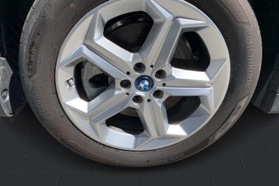 BMW iX1 xDrive30 X-Line