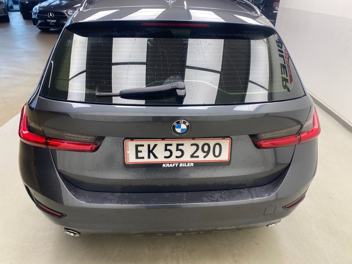 Billede af BMW 320d 2,0 Touring Sport Line aut.