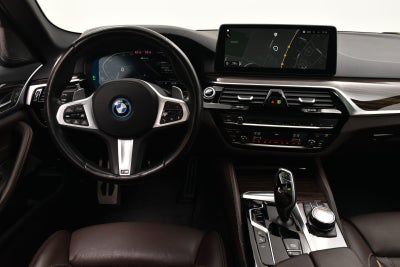BMW 530e Touring M-Sport aut.