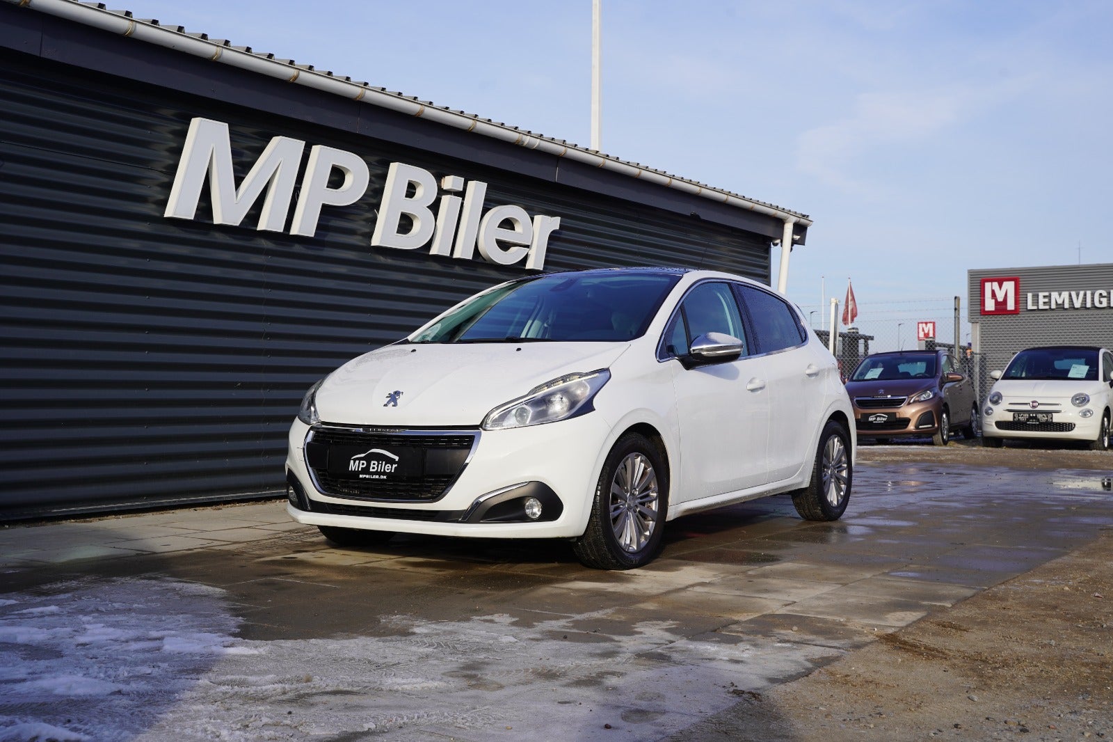 Billede af Peugeot 208 1,6 BlueHDi 100 Allure Sky